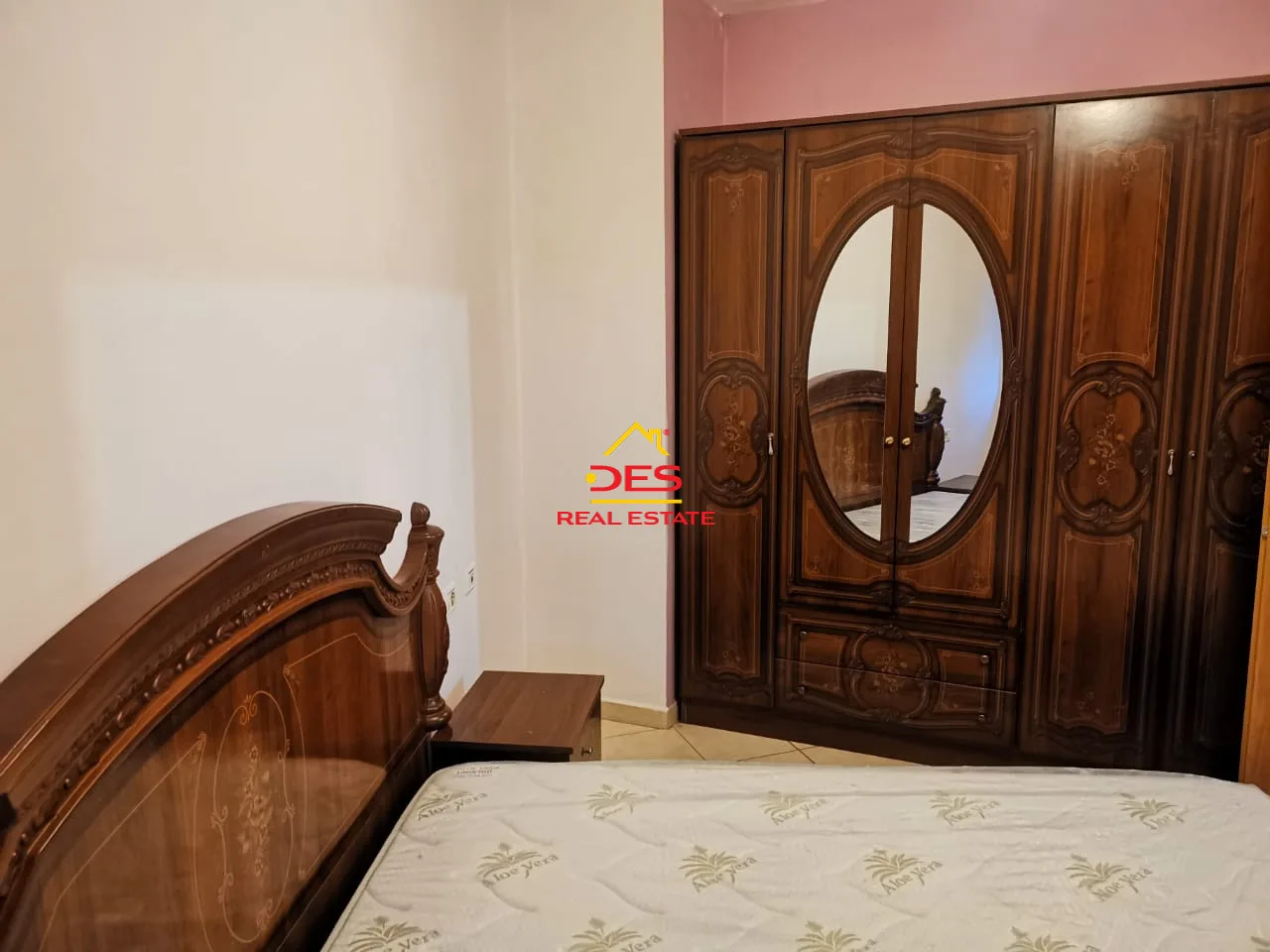 Shitet apartament 1+1 pranë bulevardit migjeni në astir, tiranë