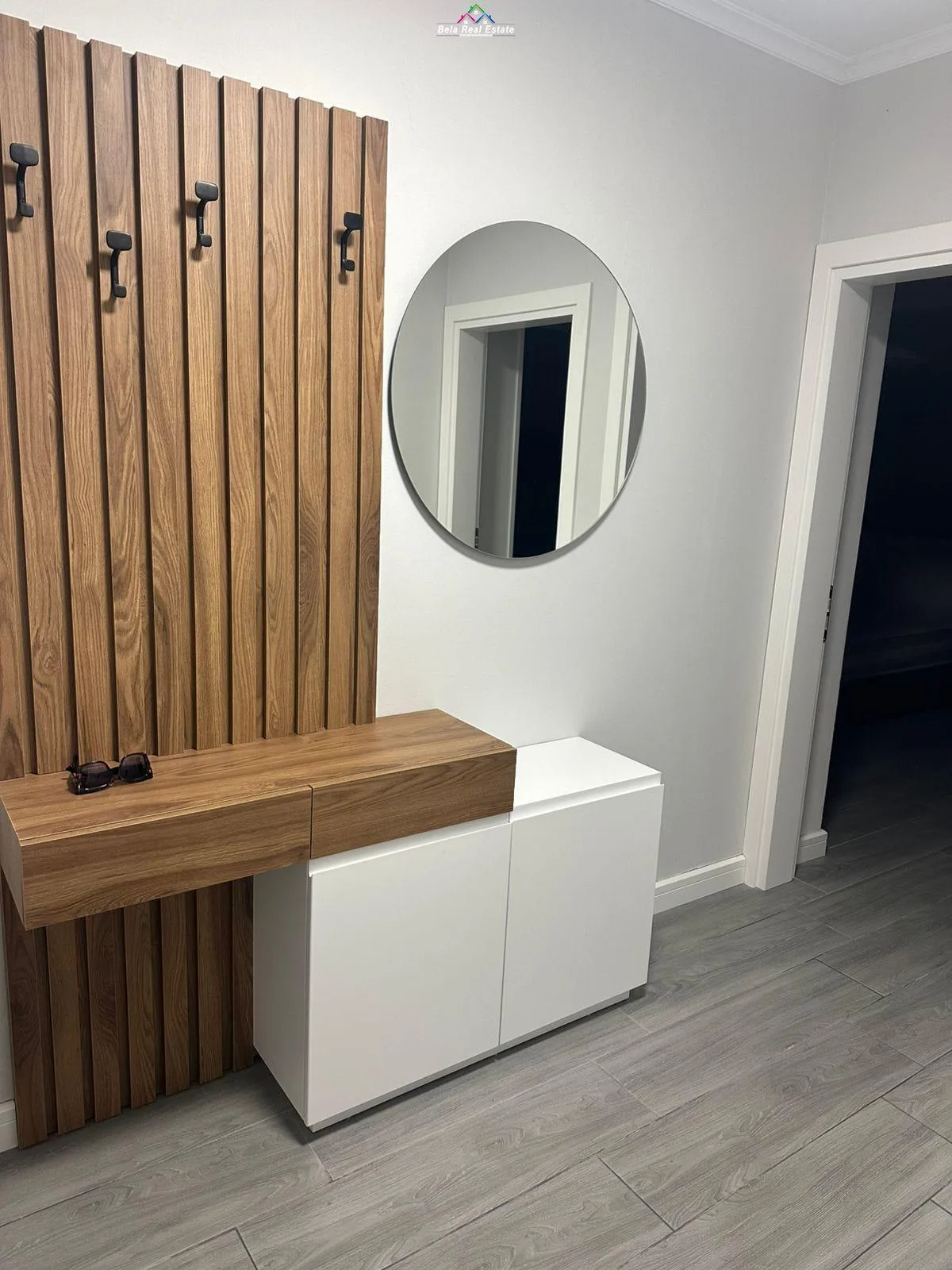 Apartament Me Qera 1+1 Tek Pazari i Ri (ID B211396) Tirane