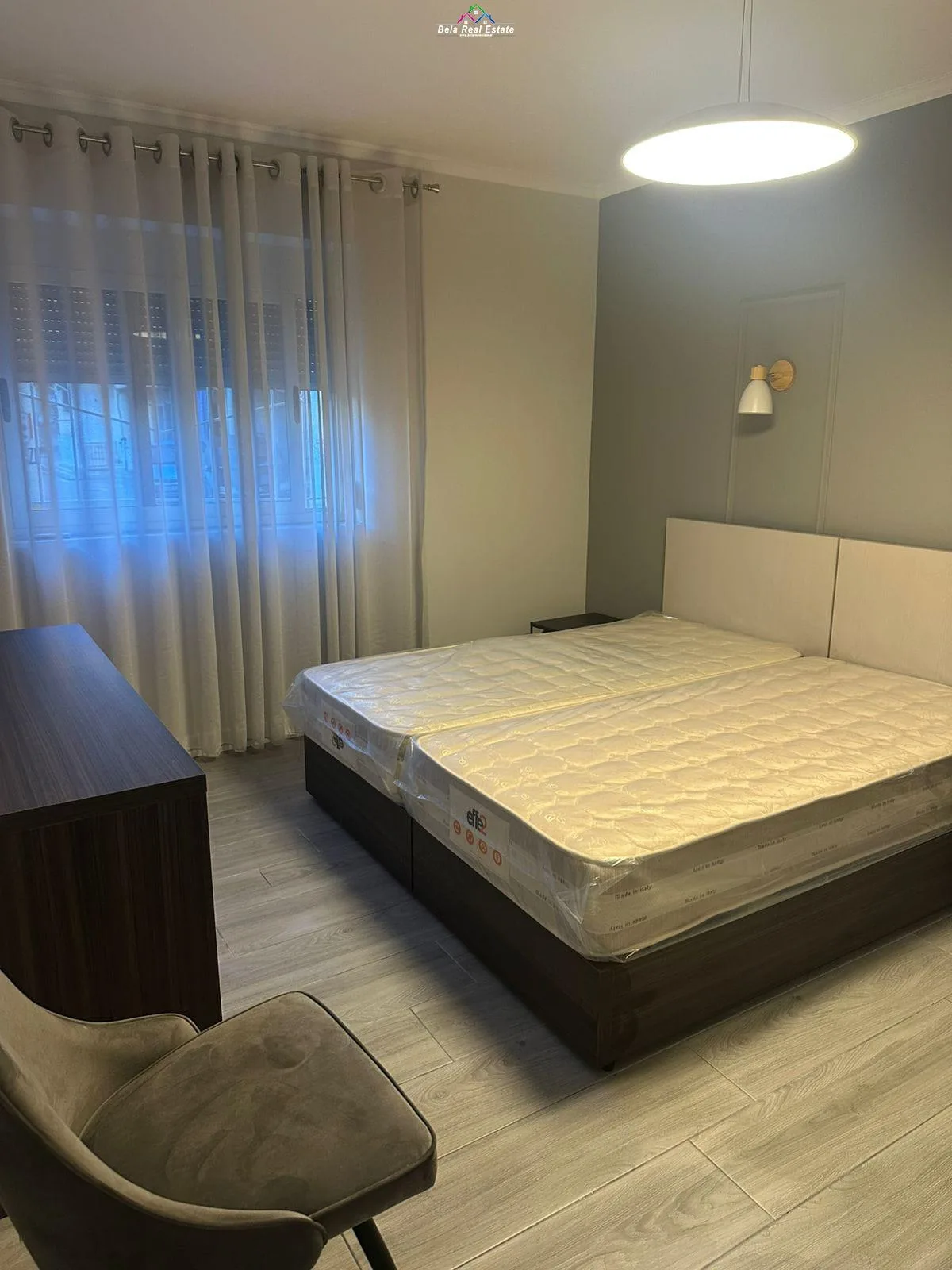 Apartament Me Qera 1+1 Tek Pazari i Ri (ID B211396) Tirane