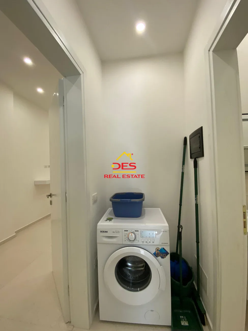 Shitet apartament 1+1 në qëndër,orikum