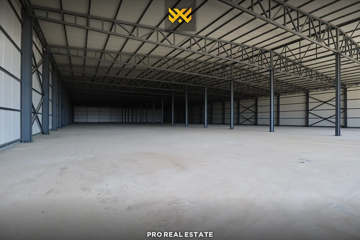 Depo 3300m² me #QIRA në Lipjan