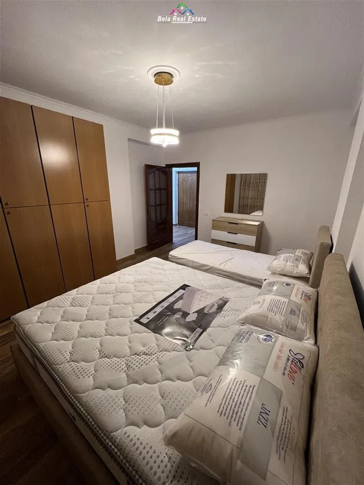 Apartament Me Qera 1+1 Tek Pazari i Ri (ID B2101045) Tirane