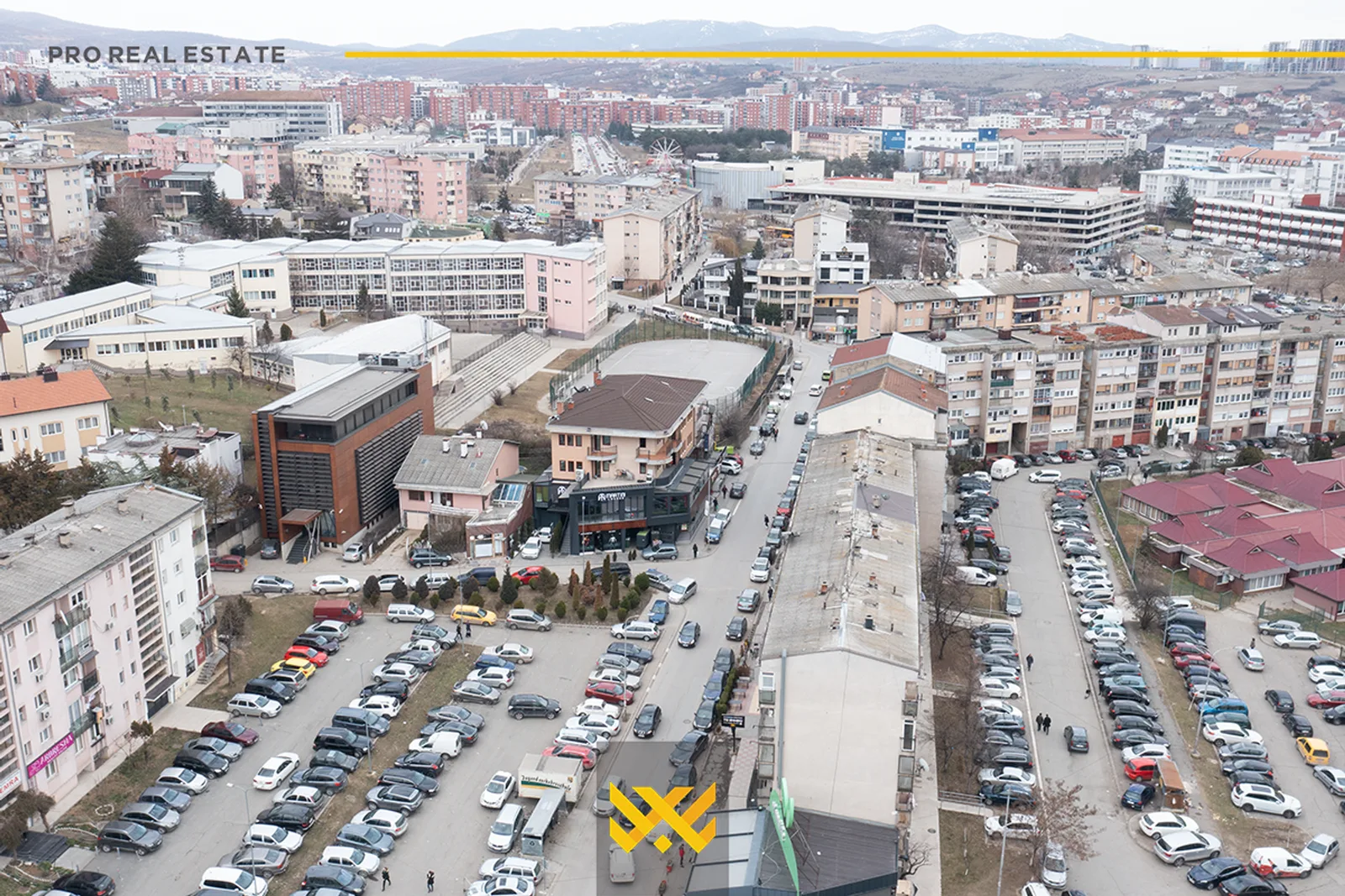 Objekt 500m² me #QIRA në Ulpianë.