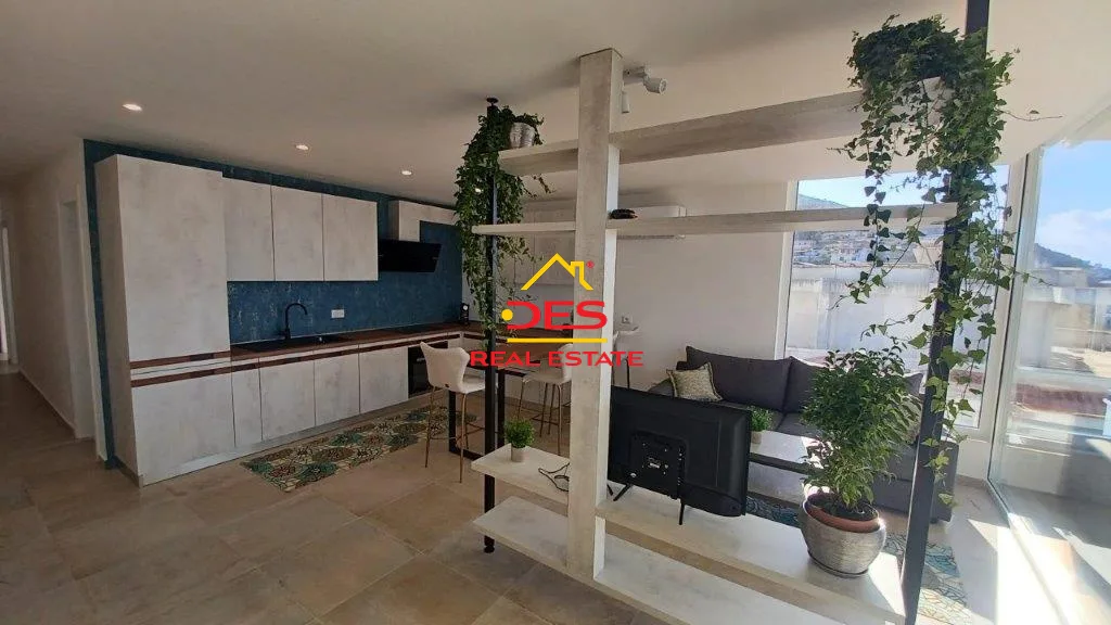 Penthouse for sale in ujë të ftohtë,vlorë !