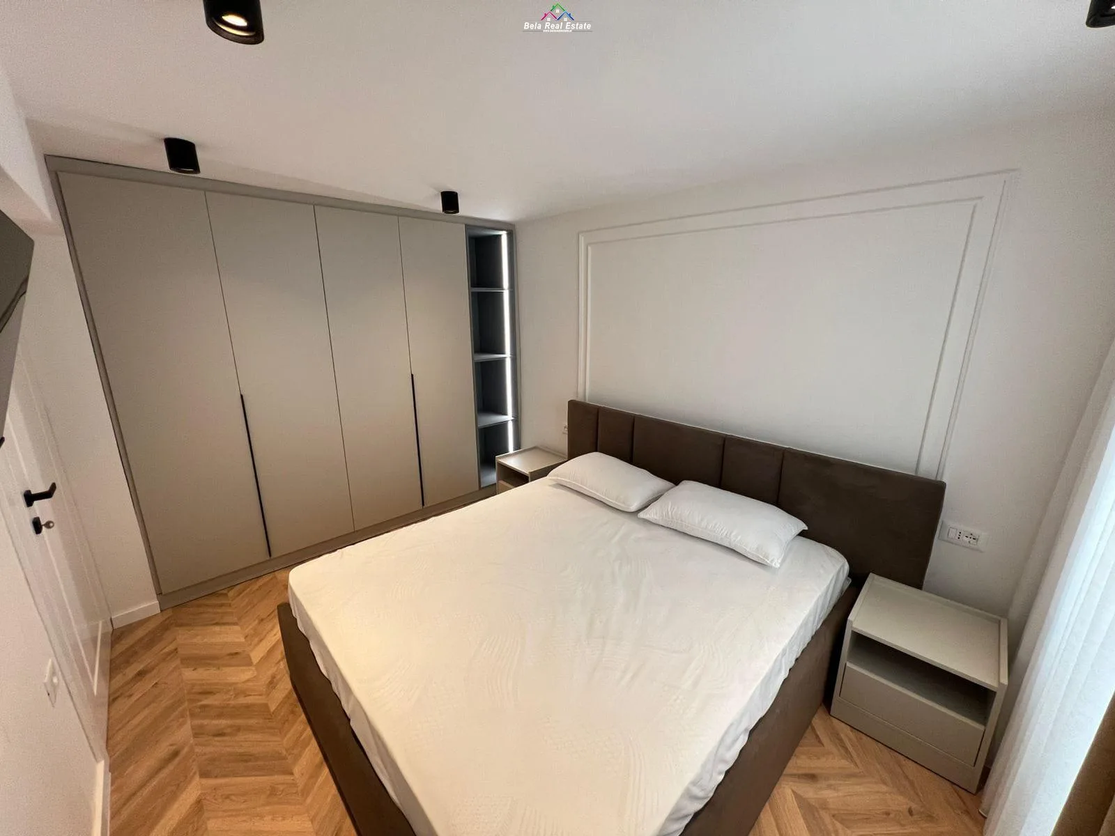 Vile Me Qera 2+1 prane Kompleksit Grand (ID BV22512) Tirane