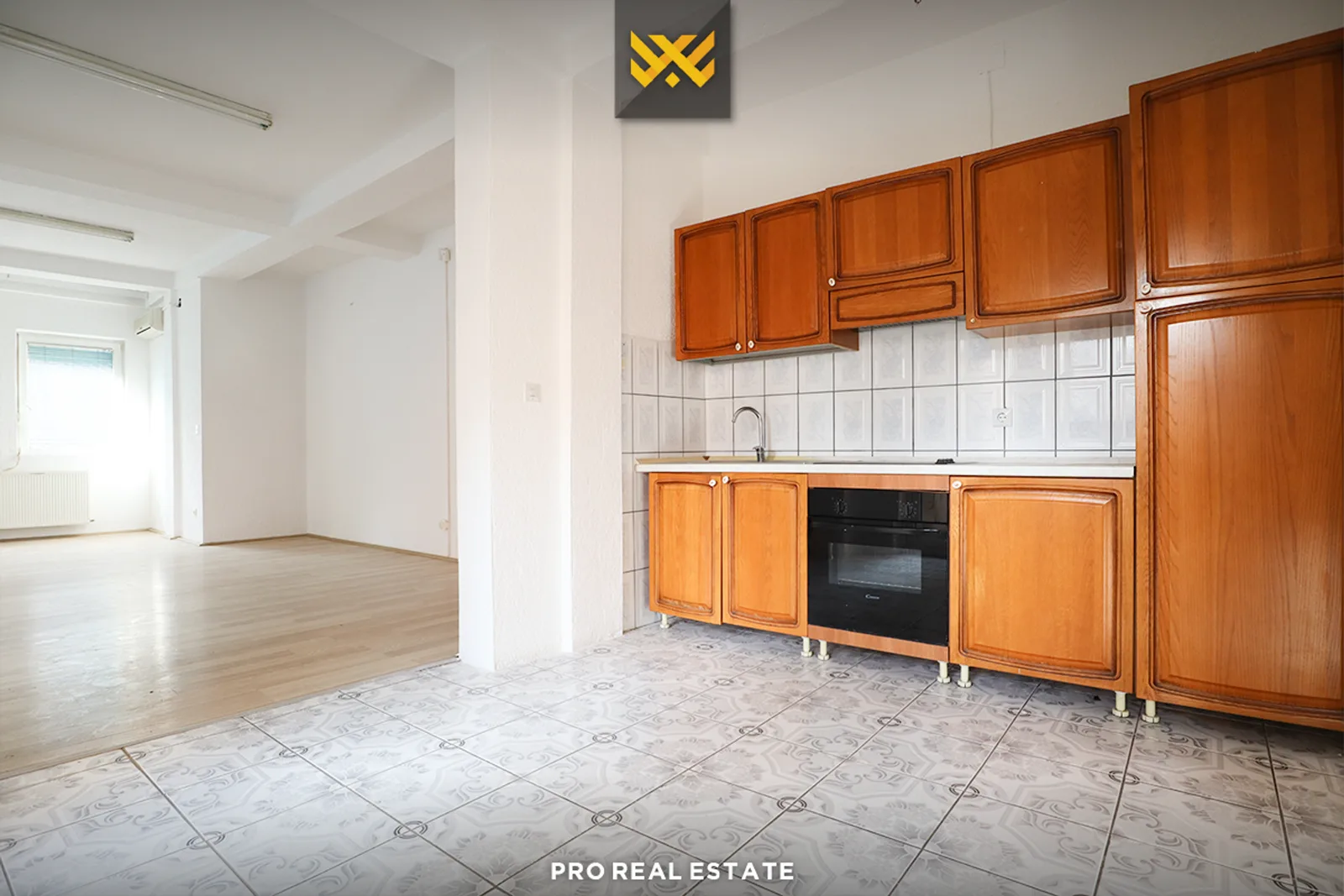 Objekt Afarist 600m² me #QIRA në Tophane.