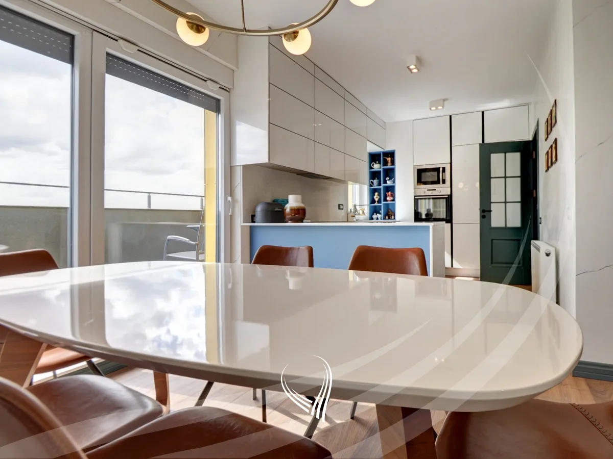 Penthouse me 3 dhoma gjumi me qira në lagjen Arbëria-Dragodan