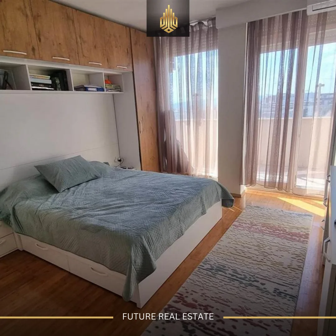Penthouse me QERA/245m²