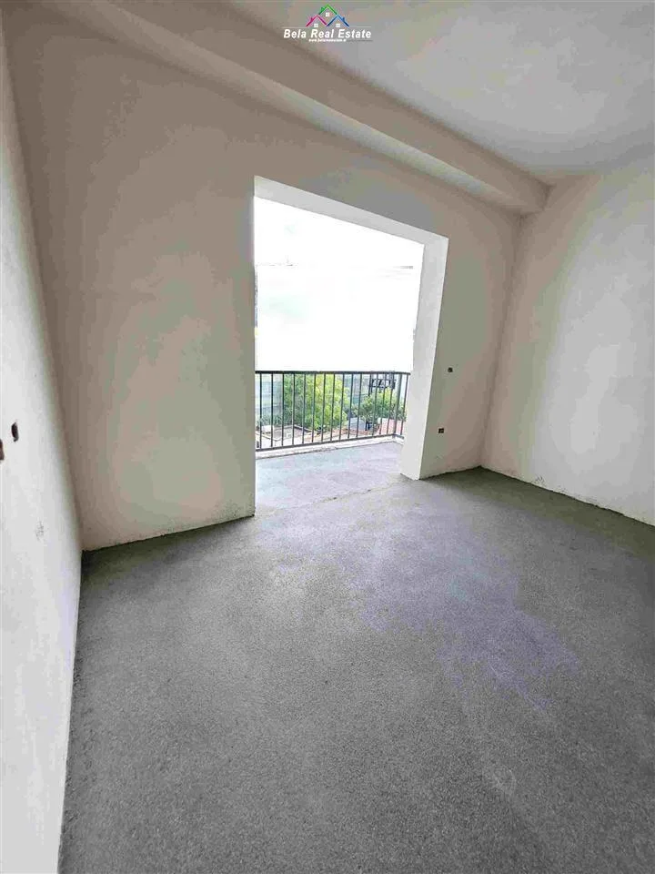 Apartament per Shitje 1+1 tek Rruga e Dibres (ID B110488) Tirane
