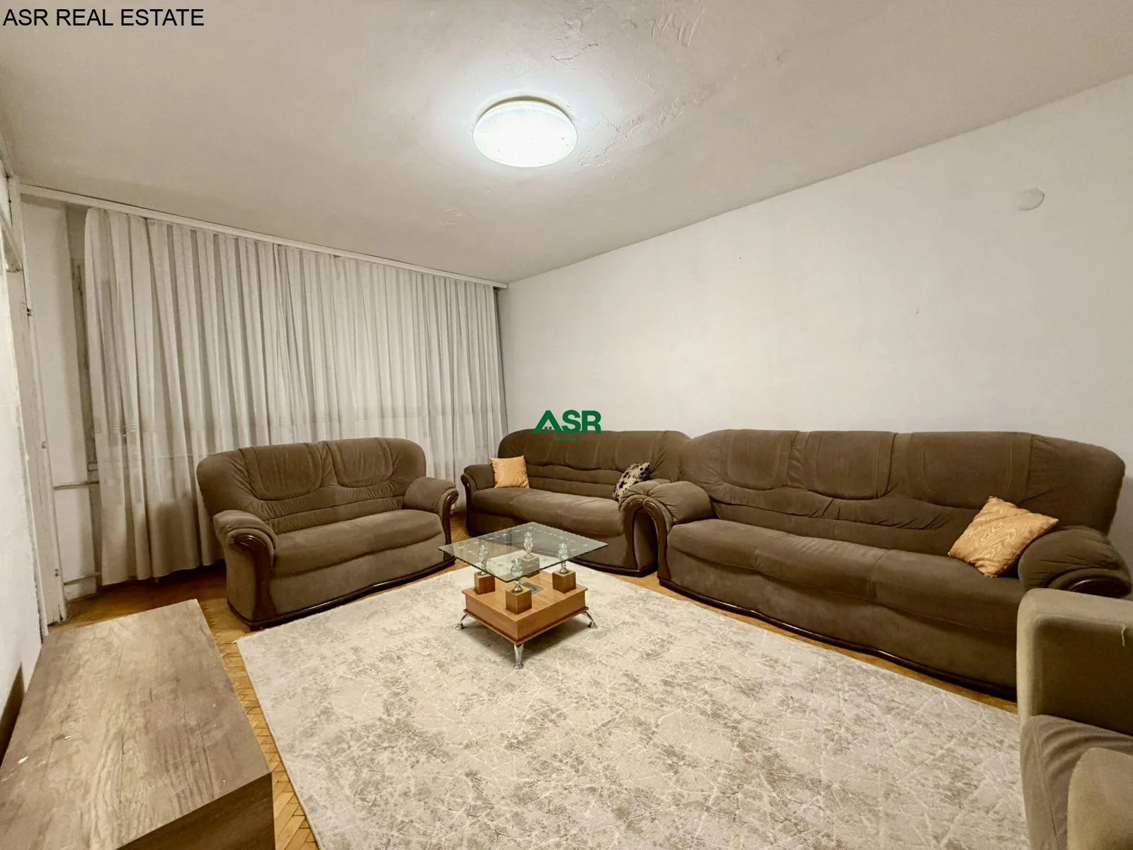 Ofrohet #BANESA 80 m2 me #QIRA në lagjen #Dardania , te Santea