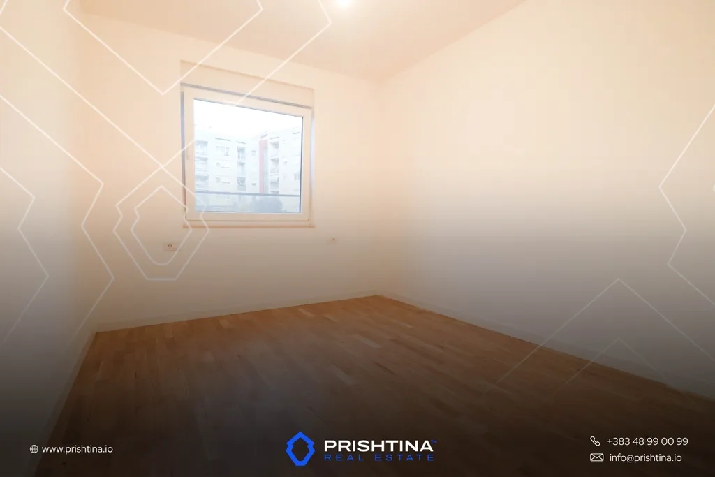 Zyre me qira 117m² te Rruga B