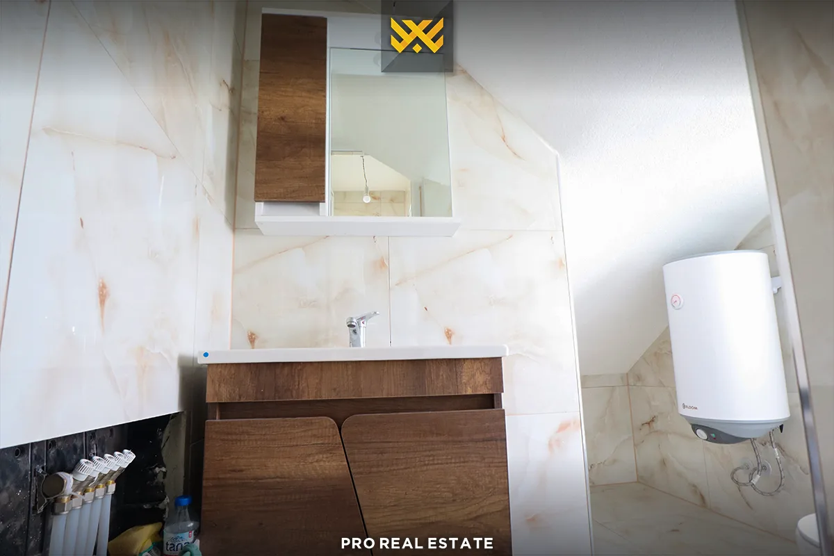 Lokal 160m² me #QIRA në Hajvali
