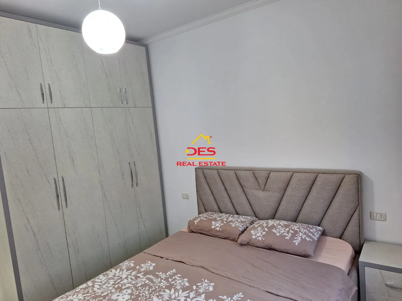 Jepet me qira apartament 1+1 në transballkanike pranë rrethit të omones, vlorë