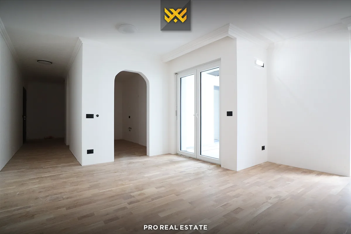 Banesë 97.8m² me #QIRA në Velani.