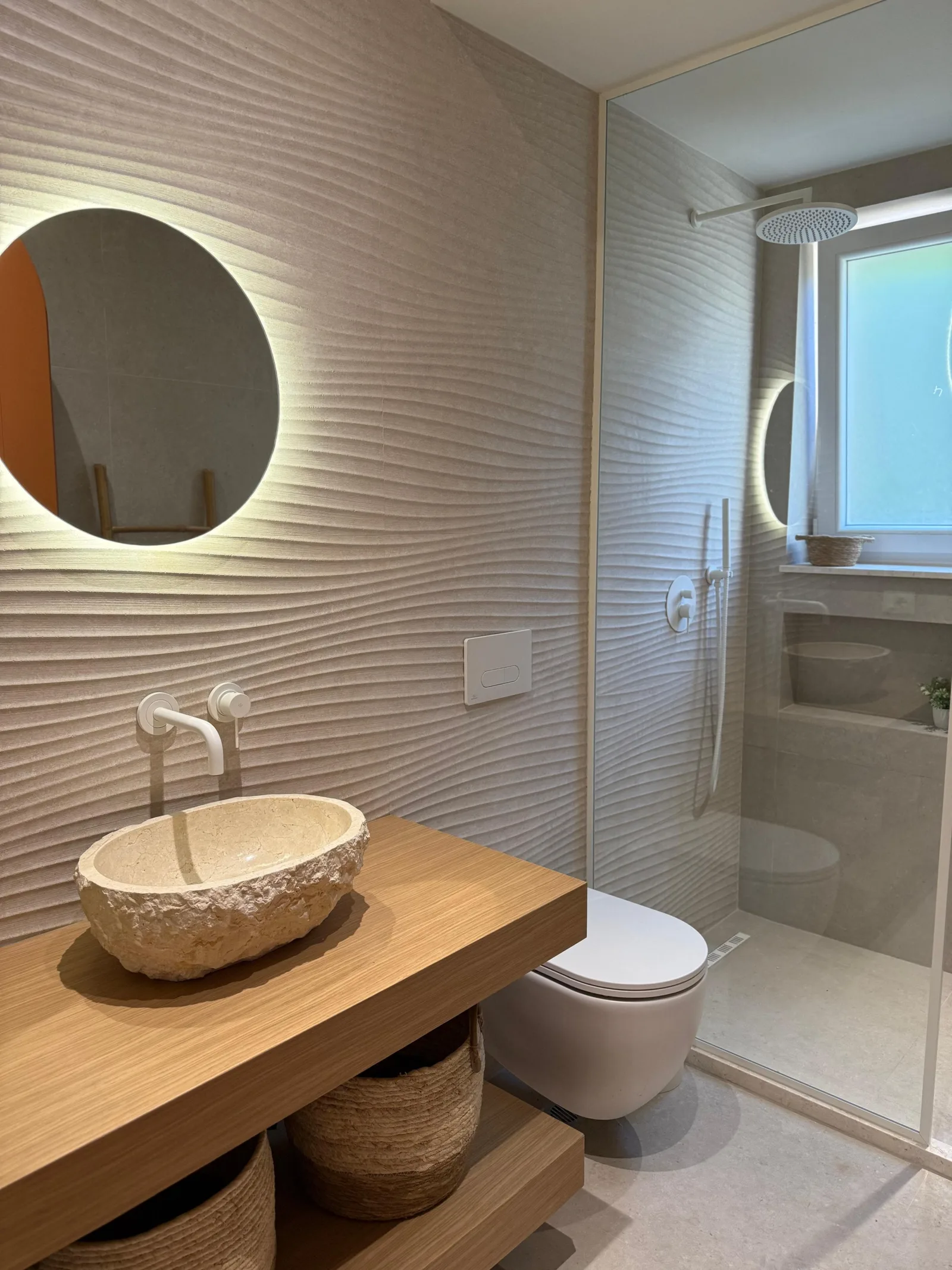 Apartament me Qera 2+1 Tek Myslym Shyri (ID B221310) Tirane.