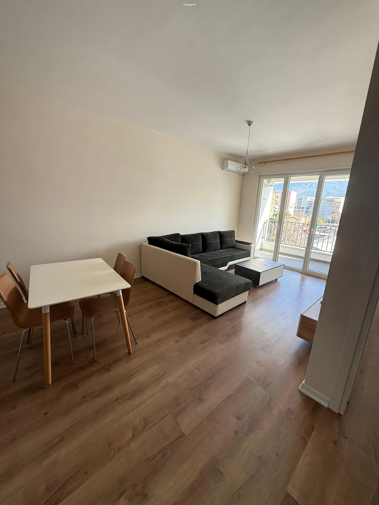 Apartament Me Qera 1+1 Tek 5 Maji (ID B2101650) Tirane