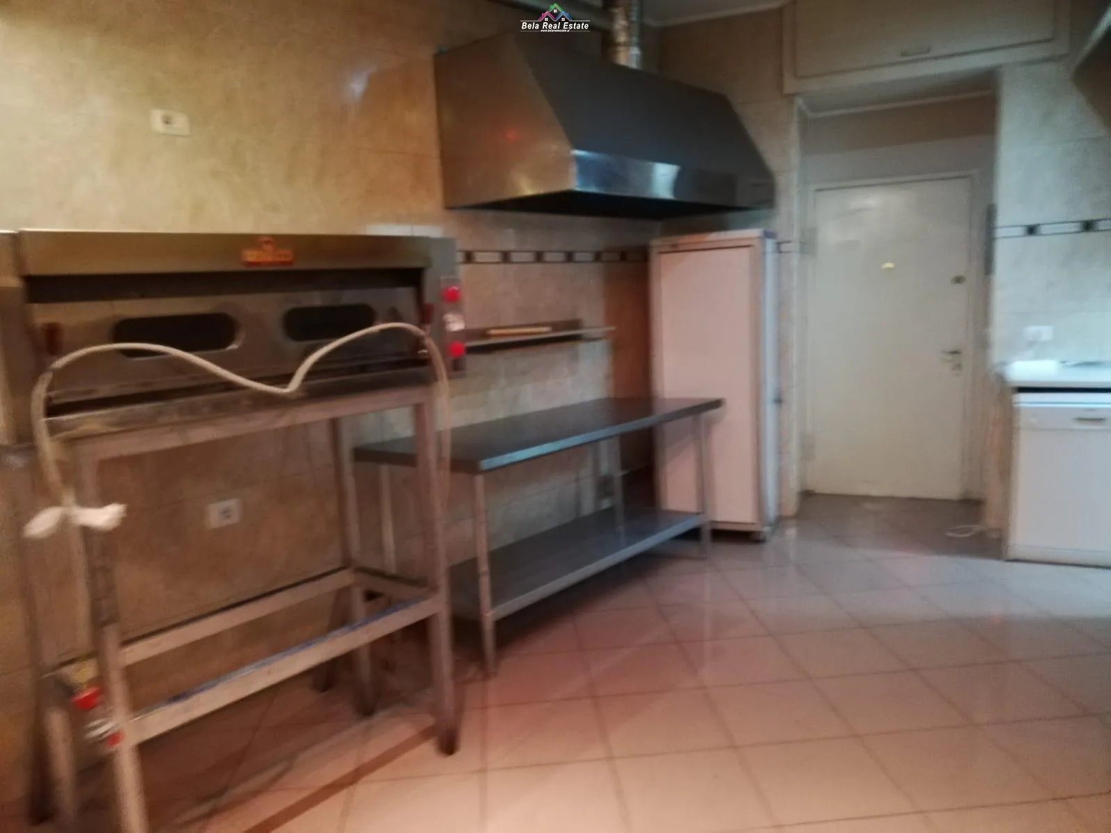 Lokal-Piceri Jepet Me Qera Tek Myslym Shyri (ID BL226) Tirane