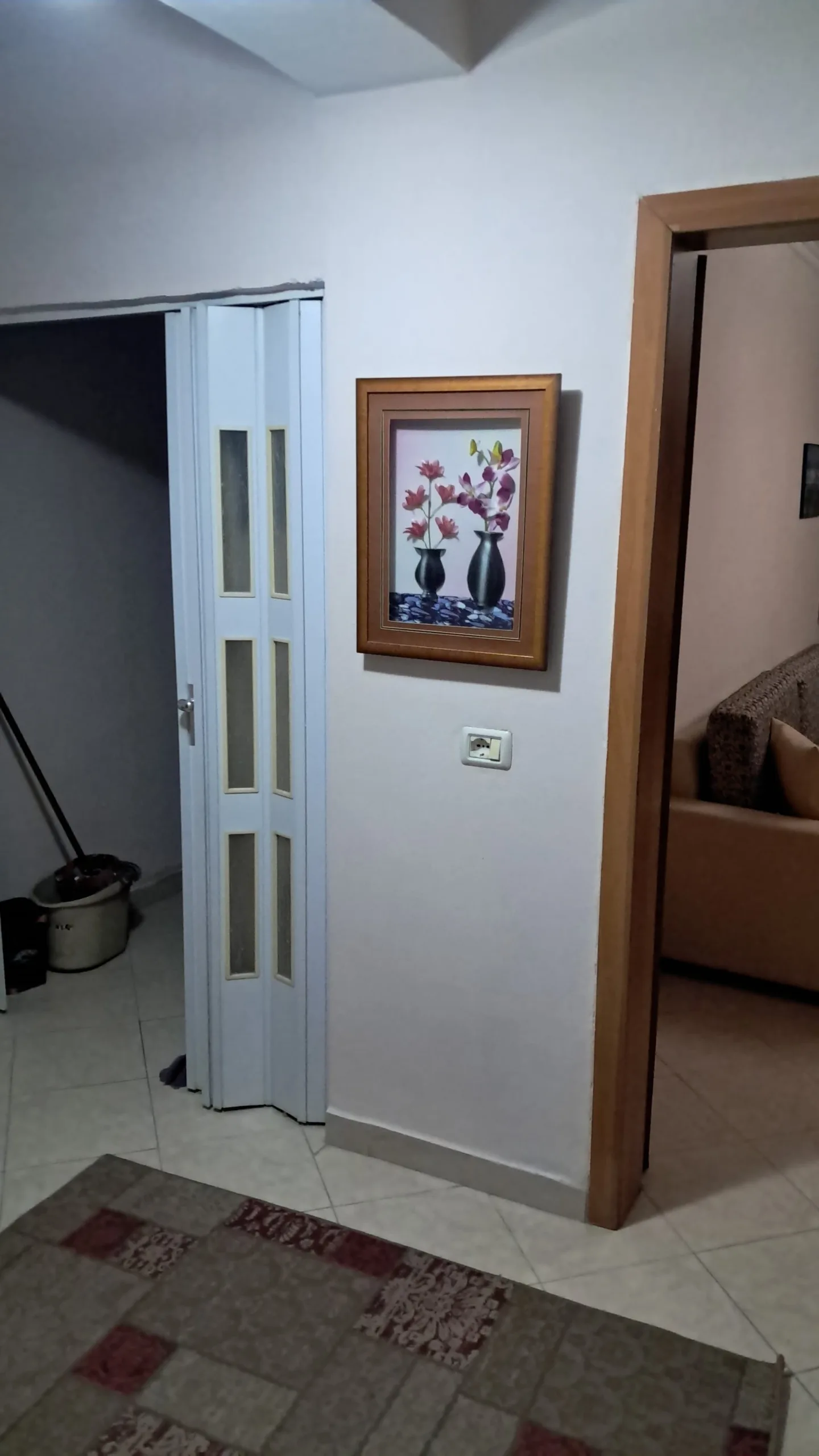 Apartament Me Qera 2+1 perball Maternitetit te Ri (ID B221262) Tirane.