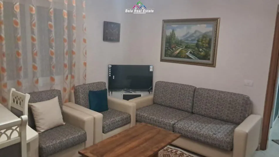 Apartament Me Qera 2+1 perball Maternitetit te Ri (ID B221262) Tirane.