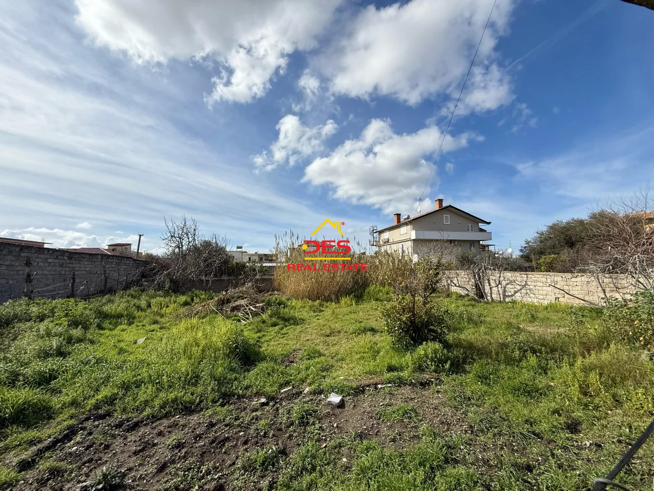 Shitet shtëpi private pranë ujësjellësit , vlorë