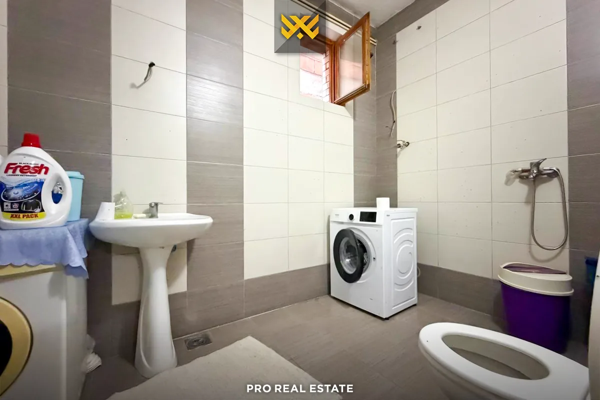 Shtëpi 600m² për #SHITJE në Bardhosh