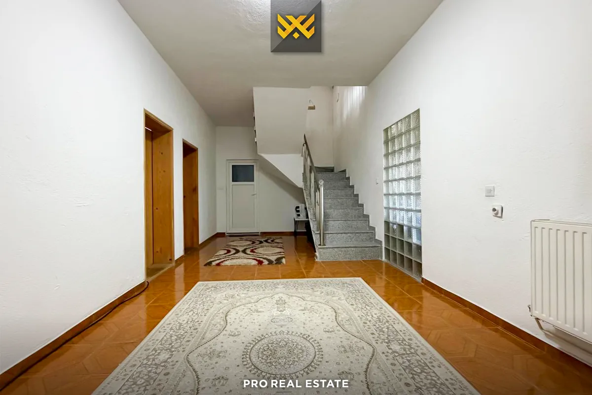 Shtëpi 600m² për #SHITJE në Bardhosh