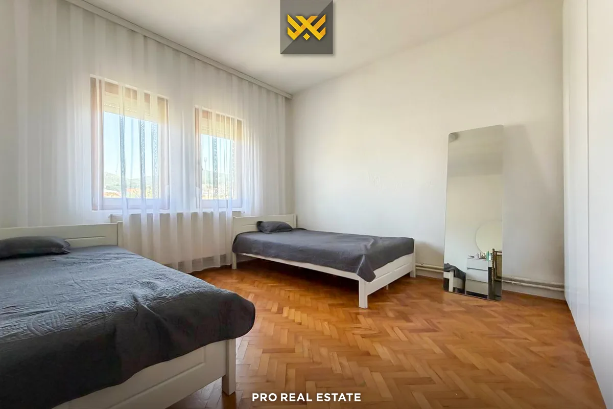 Shtëpi 600m² për #SHITJE në Bardhosh