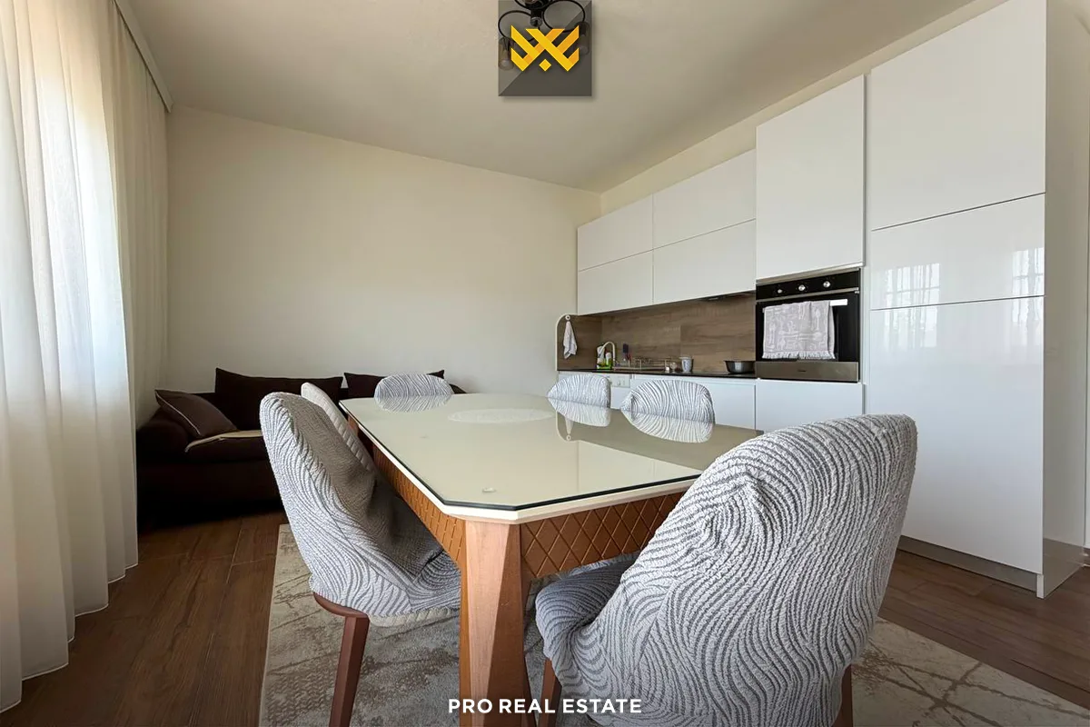 Shtëpi 600m² për #SHITJE në Bardhosh