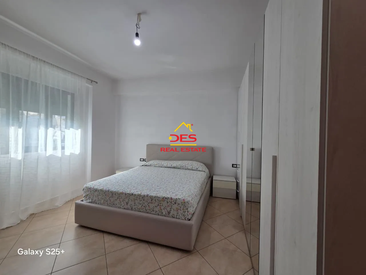 Jepet me qira apartament 2+1+2+ garazh te rruga e “çipajve”, vlorë