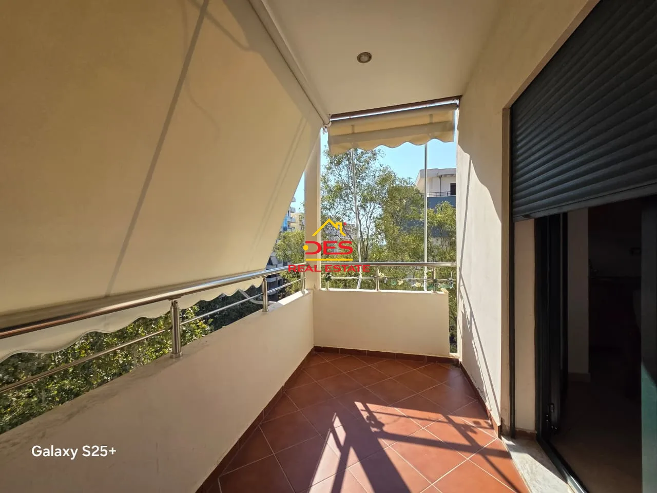 Jepet me qira apartament 2+1+2+ garazh te rruga e “çipajve”, vlorë