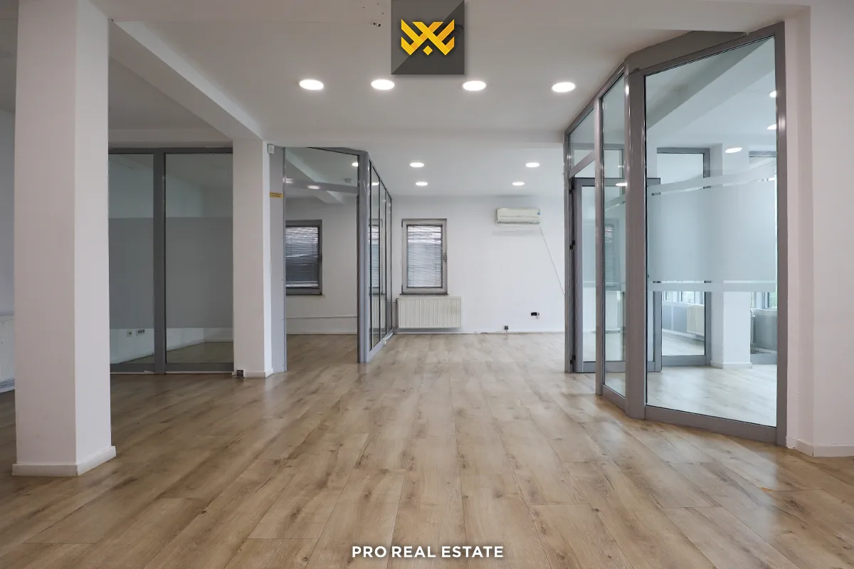 Objekt/Zyre 500m² me #QIRA ne Qendër
