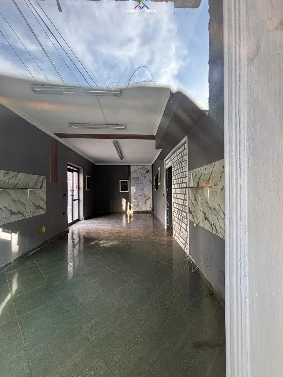 Dyqan Me Qera Tek 21 Dhjetori (ID BD21476) Tirane.