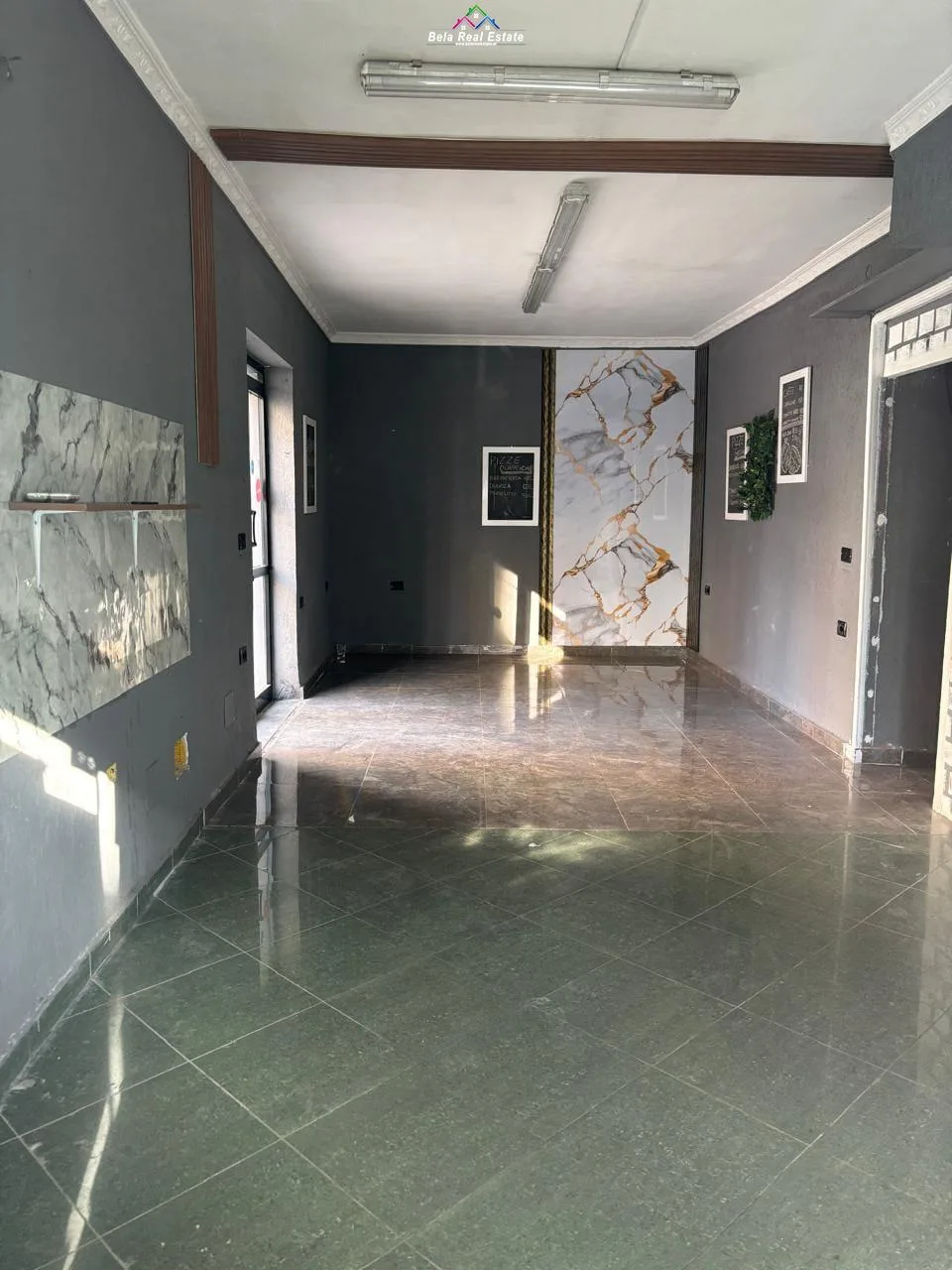 Dyqan Me Qera Tek 21 Dhjetori (ID BD21476) Tirane.