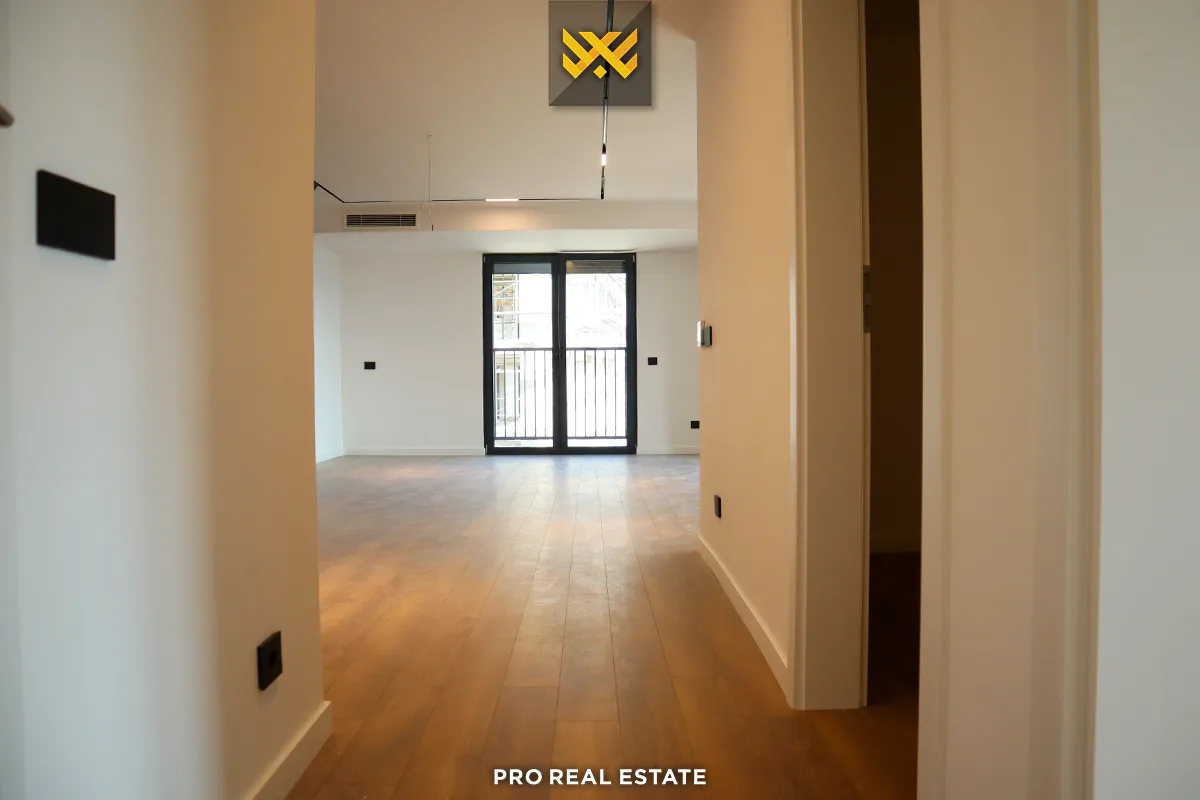 Banesë / Zyrë 155m² me #QIRA në Lakrishtë