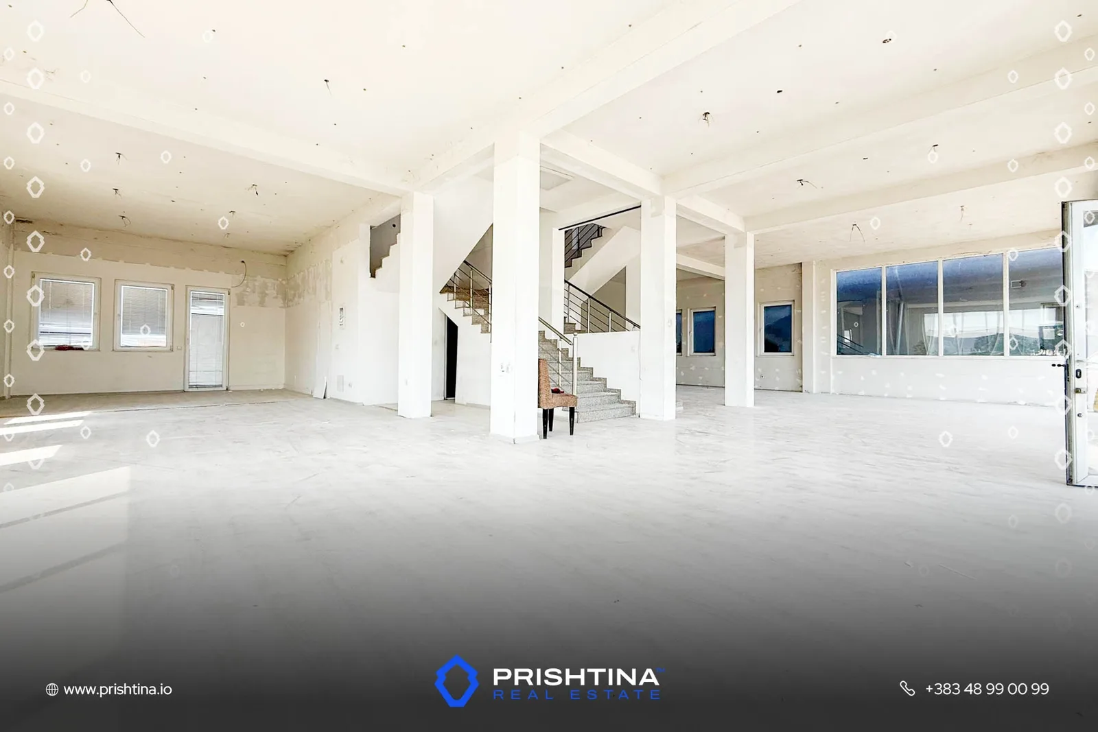 Objekt me qira 550m² në Magjistralen Mitrovicë–Prishtinë