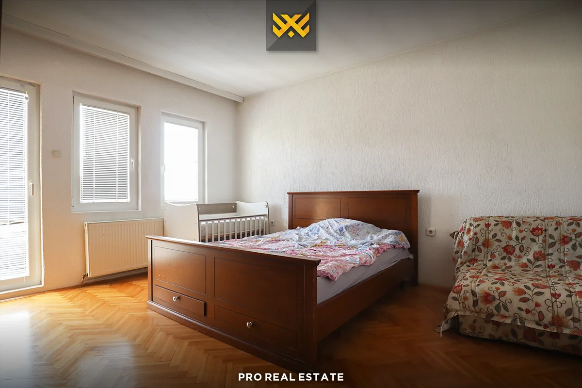 Shtëpi 250m² në #SHITJE në Kolovicë.