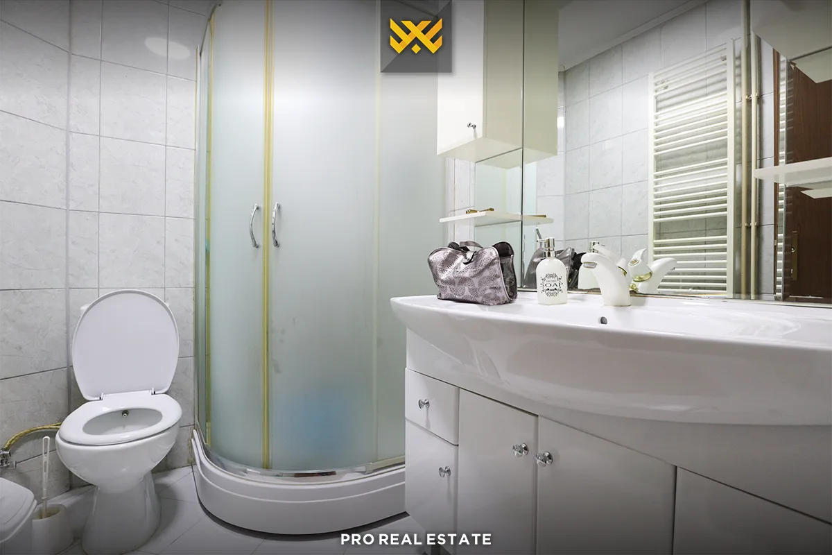 Shtëpi 250m² në #SHITJE në Kolovicë.