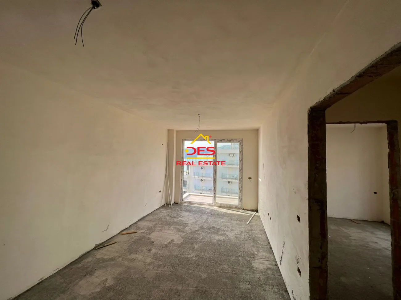 Shitet apartament 2+1 në kune ,shëngjin.
