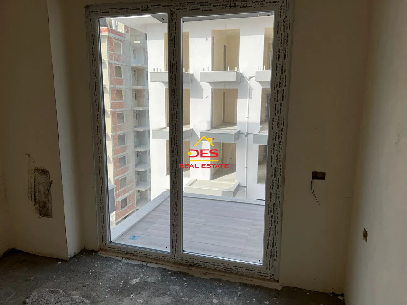 Shitet apartament 2+1 në kune ,shëngjin.
