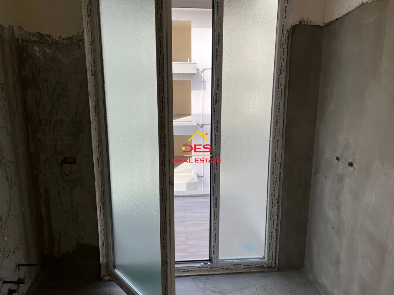 Shitet apartament 2+1 në kune ,shëngjin.