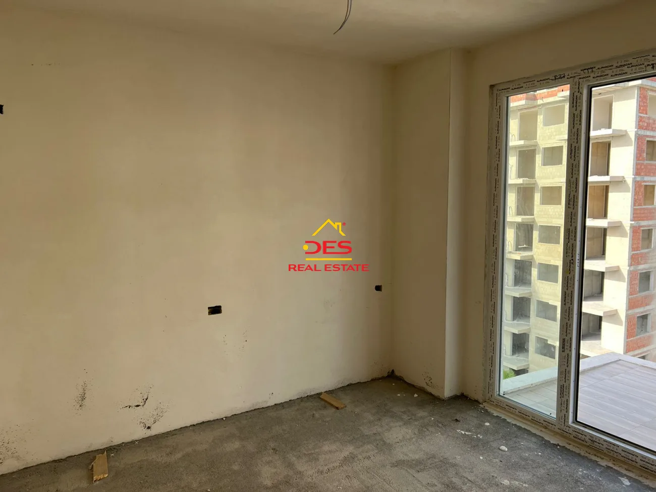 Shitet apartament 2+1 në kune ,shëngjin.