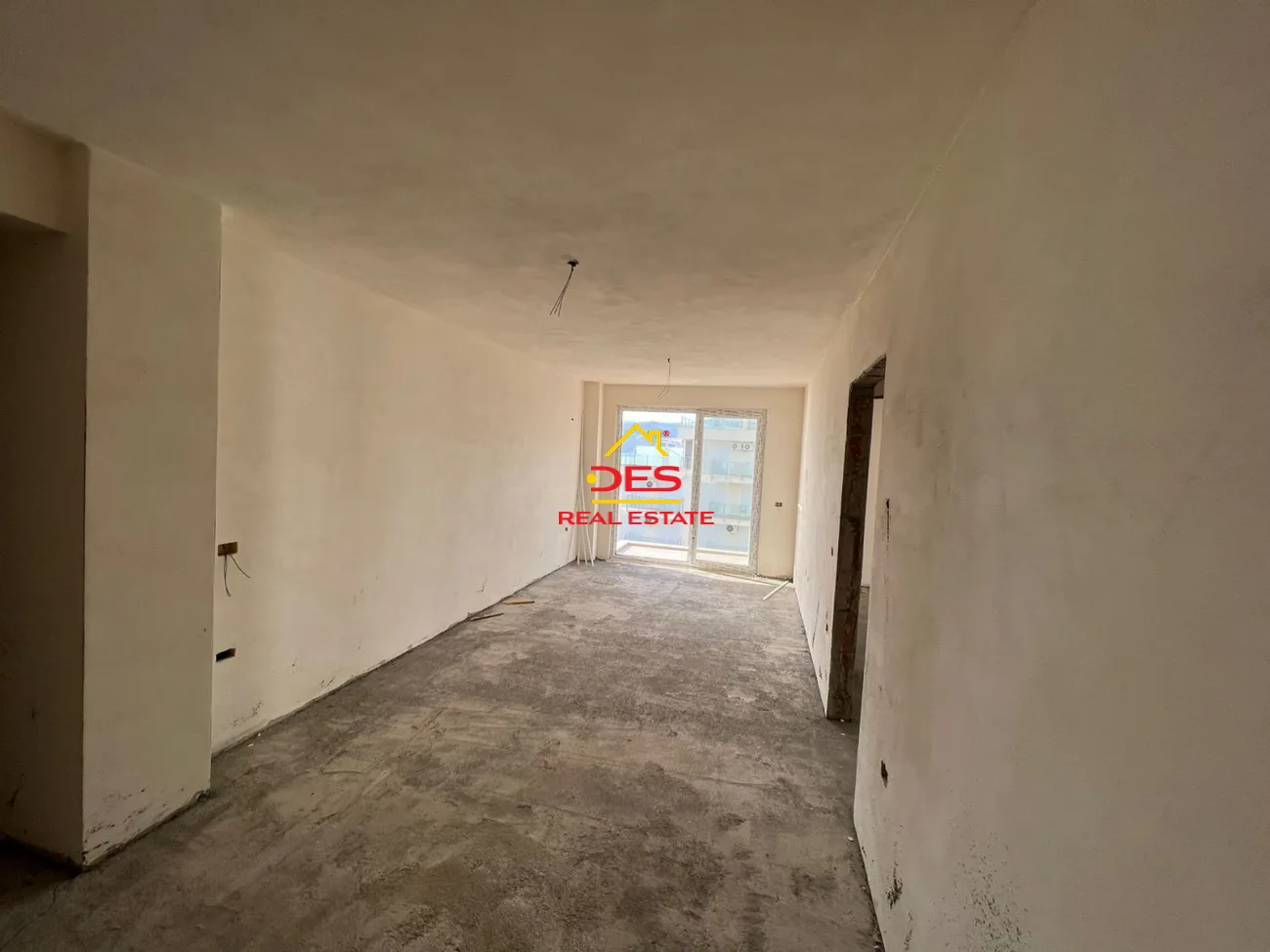 Shitet apartament 2+1 në kune ,shëngjin.