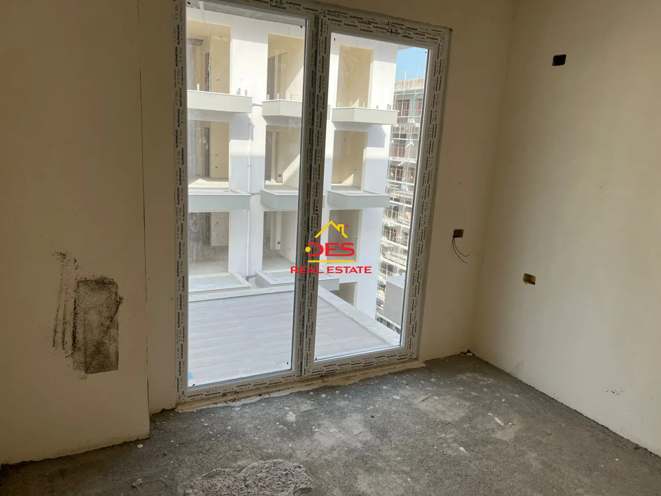 Shitet apartament 2+1 në kune ,shëngjin.