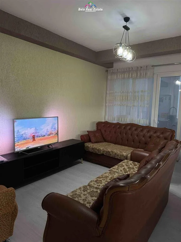 Apartament Me Qera 2+1 Tek Fusha e Aviacionit (ID B2201282) Tirane