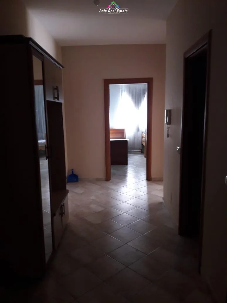 Apartament Me Qera 2+1+2 Prane Spitalit Amerikan 3 (ID B220892) Tirane