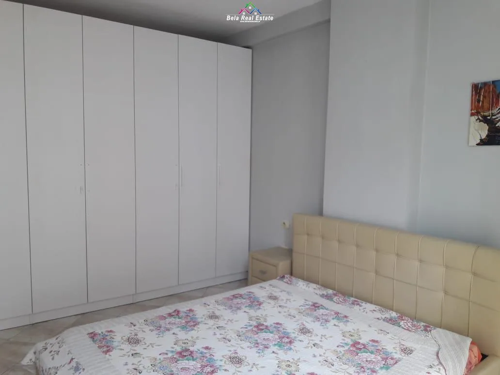 Apartament Me Qera 2+1+2 Prane Spitalit Amerikan 3 (ID B220892) Tirane