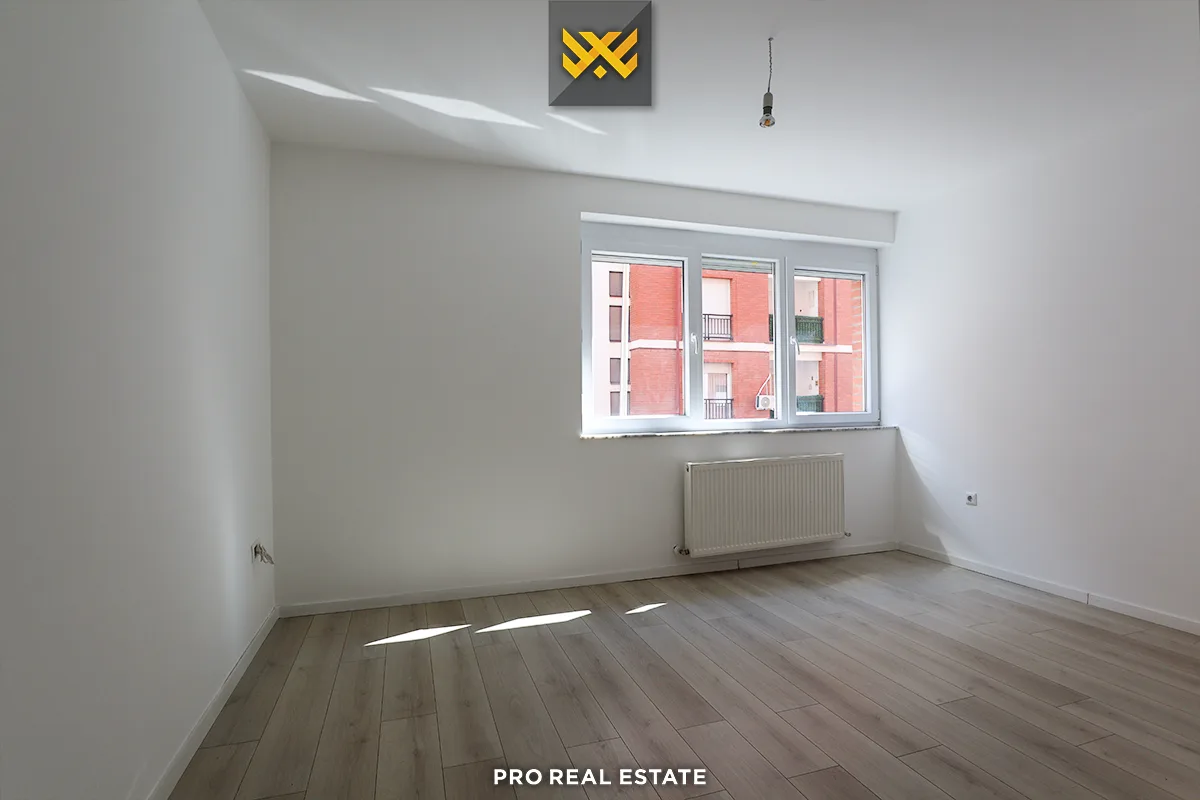 Banesë / Zyrë 92m² me #QIRA te Rruga B