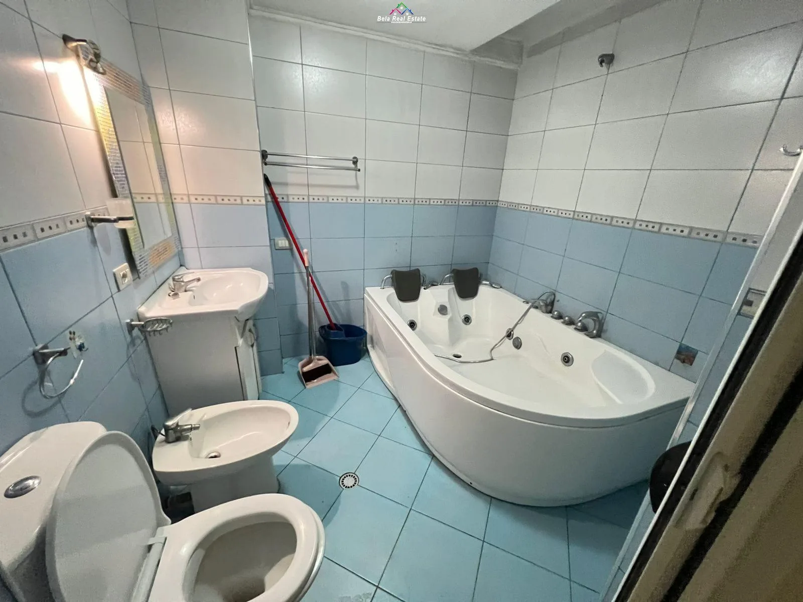Apartament Me Qera 2+1 Tek Bulevardi Zogu i Pare (ID B2201914) Tirane