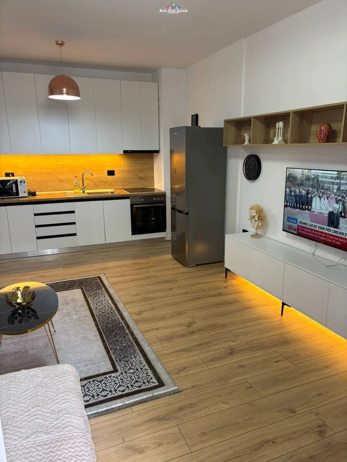 Apartament Me Qera 2+1+2 Tek 21 Dhjetori (ID B2201804) Tirane