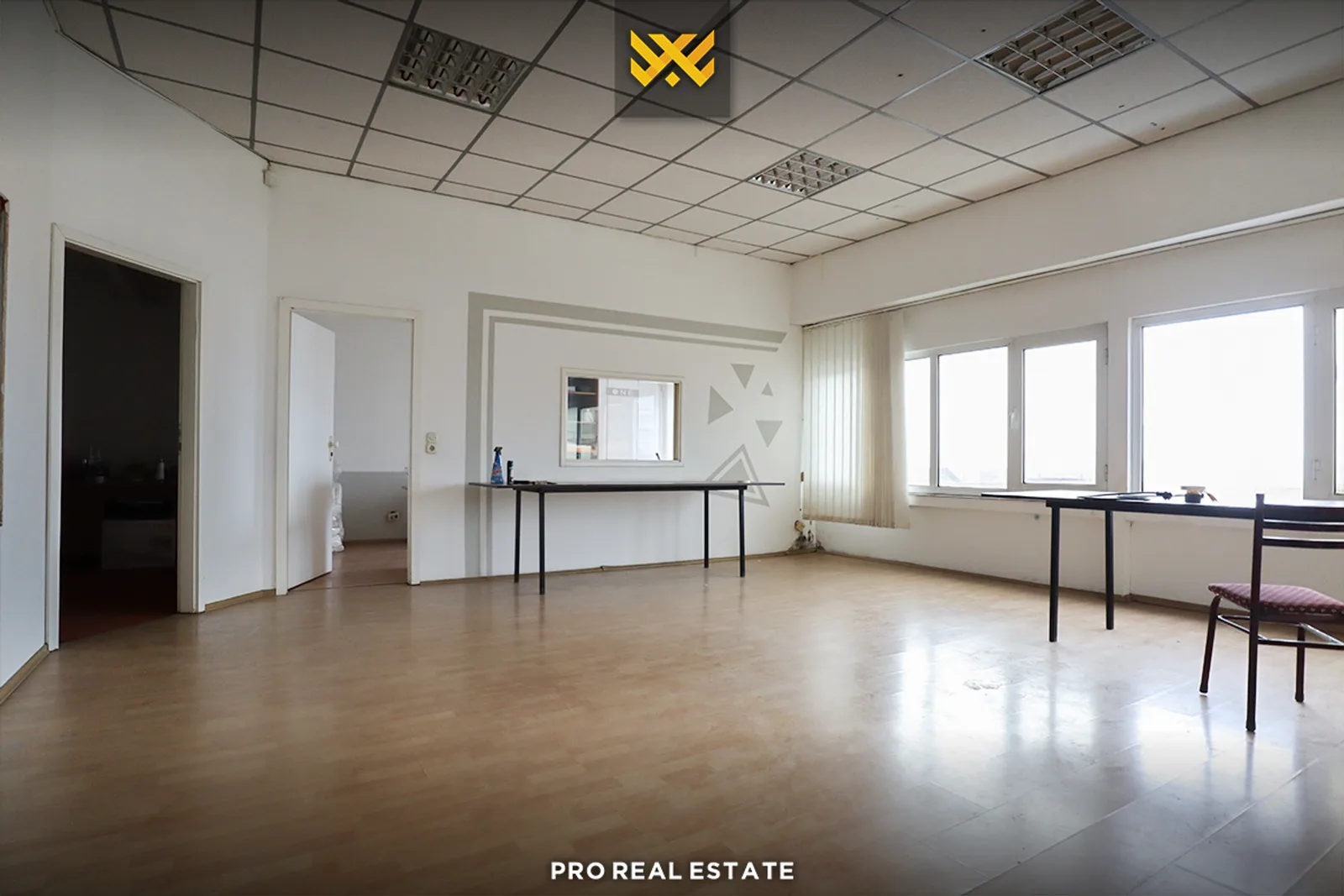 Lokal 360m² me #QIRA në Veternik